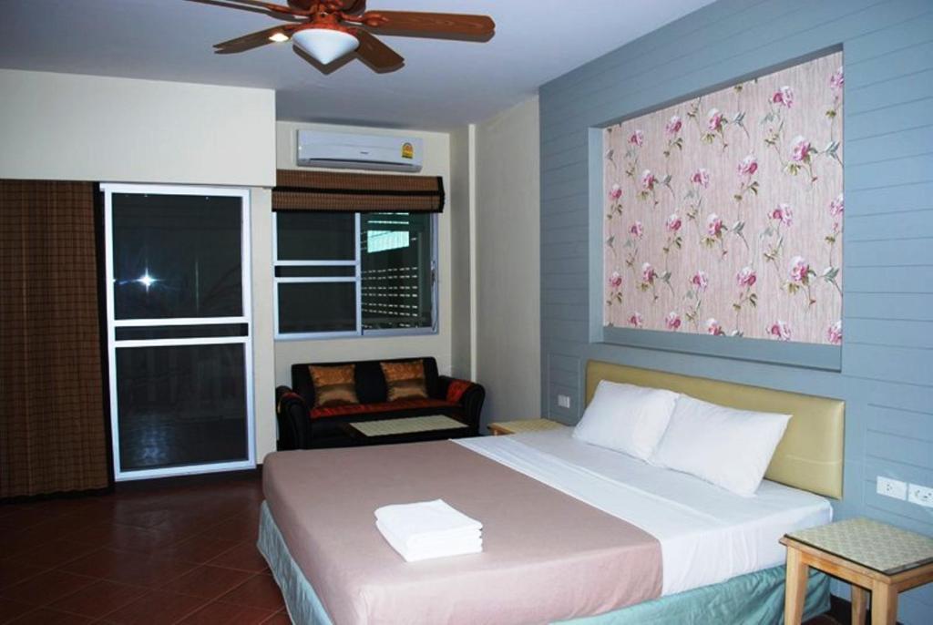 Jomtien Morningstar Guesthouse Номер фото